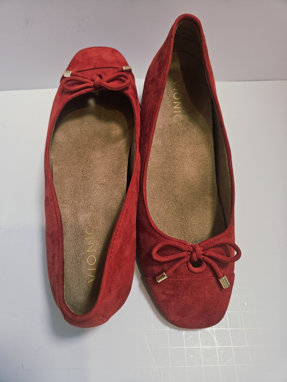 Vionic Klara Cherry Tomato Red Suede Leather Flats Size 7 - Orthopedic Support - Picture 7 of 16